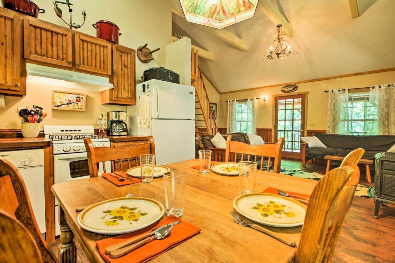 Clearwater Cabin On 10 Acres With Trout Stream! Monterey Eksteriør billede